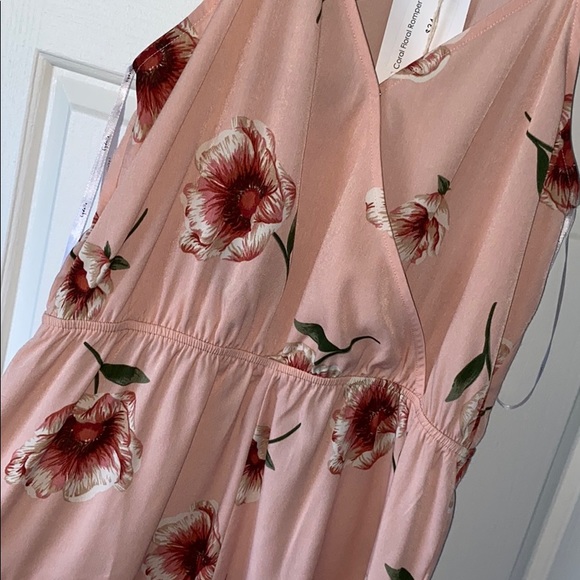 Boutique Romper- floral - Picture 4 of 5
